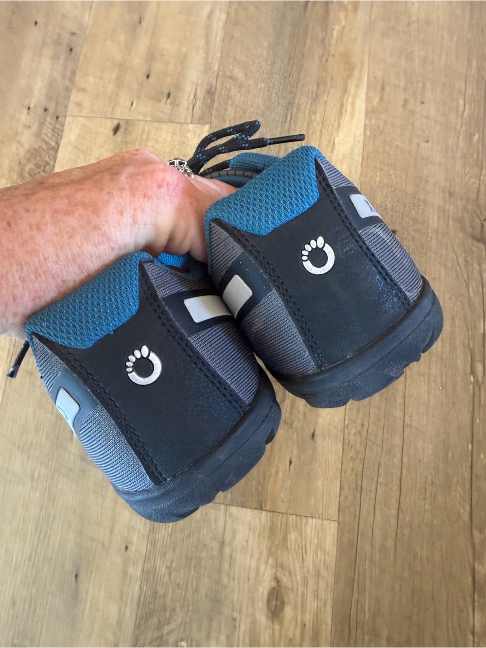 Xero Shoes Women’s Mesa Trail | Dark Gray Sapphire - Picture 6 of 9